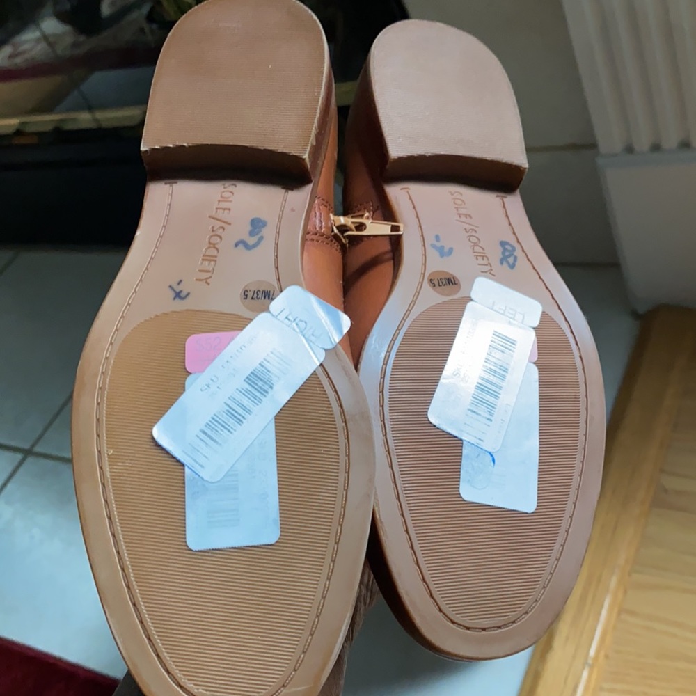 Sole Society Bramie Boots. - Picture 15 of 16